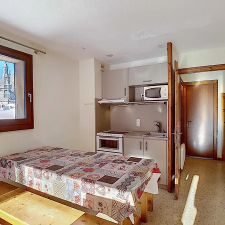 아파트 Plessis 4 Pl0684 *